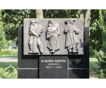Hrob Vojtěcha Martínka na ústředním hřbitově ve Slezské Ostravě